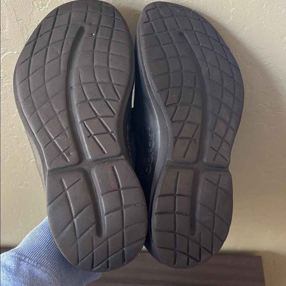 OOFOS OOmg Low Fiber Recovery Black Slip On Mesh Shoes Size 11‎